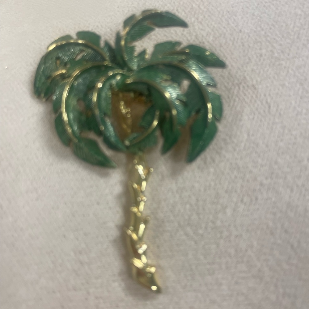 Vintage palm Tree Brooch